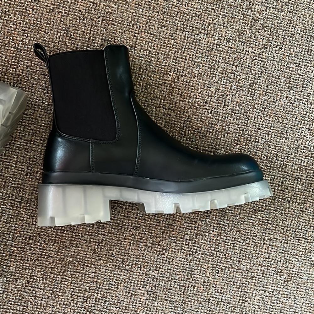 Chunky soled boots